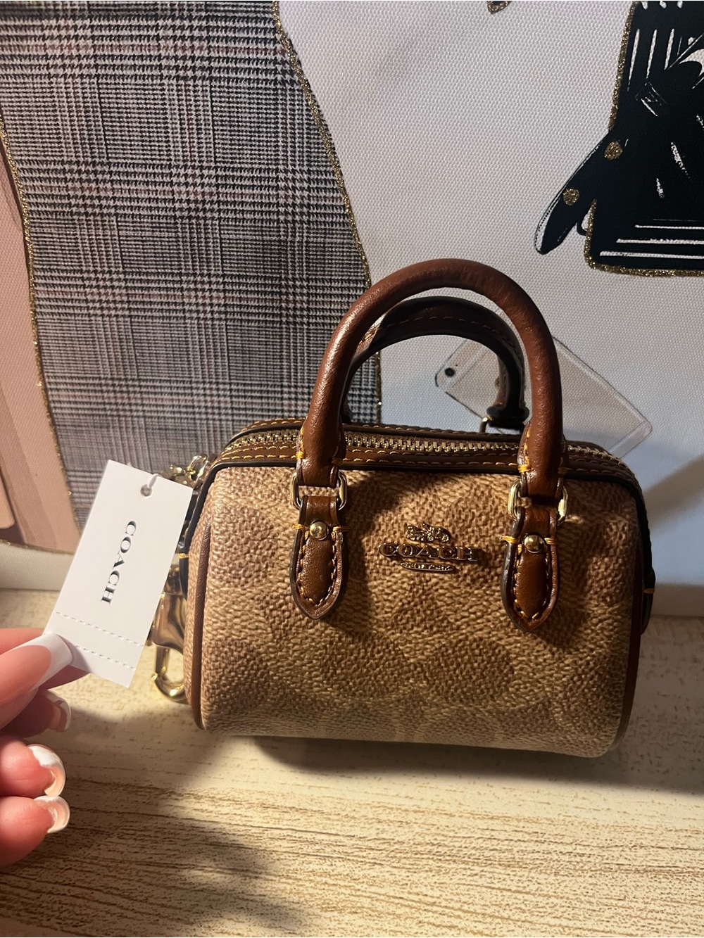 Coach Mini Rowan Satchel keychain - Picture 5 of 5